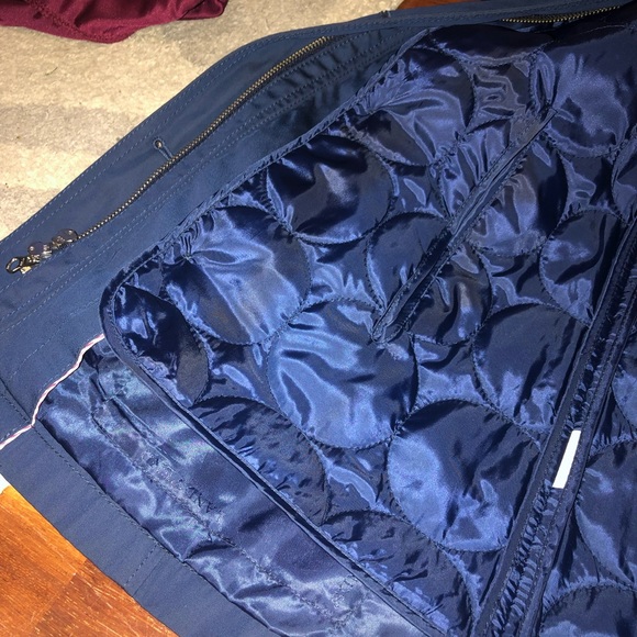 Lands’ End Jacket - Picture 5 of 9